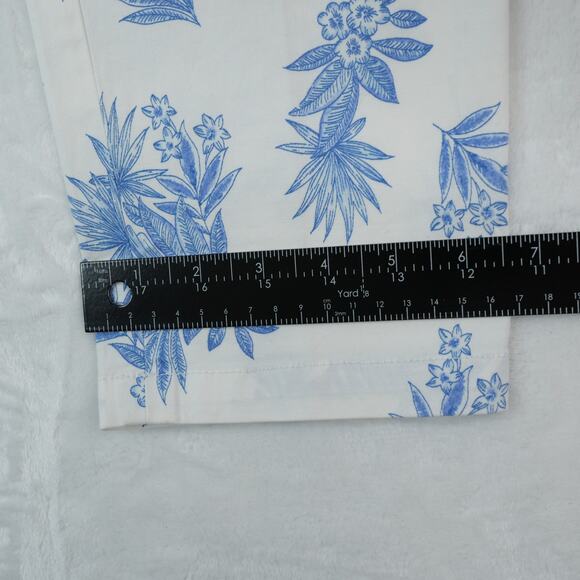 Talbots Pants Womens 2P Blue White Floral Cotton Relaxed Chino Cropped Preppy - Picture 12 of 12